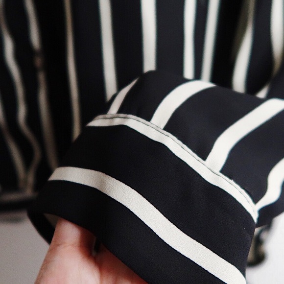 Forever 21 | Black & Cream Striped Button Down - Picture 4 of 5